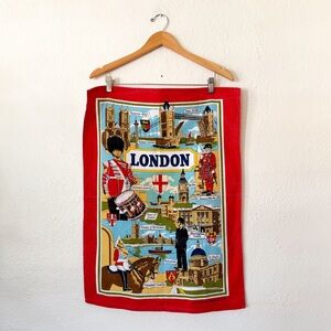 Vintage 1970s London Iconic Landmarks Souvenir 100% Irish Linen Tea Towel